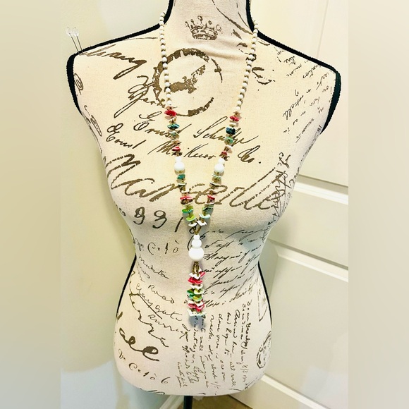 Estate Vintage Milk Glass & Mother of Pearl Tassel Statement Necklace, 1950s - Picture 13 of 14